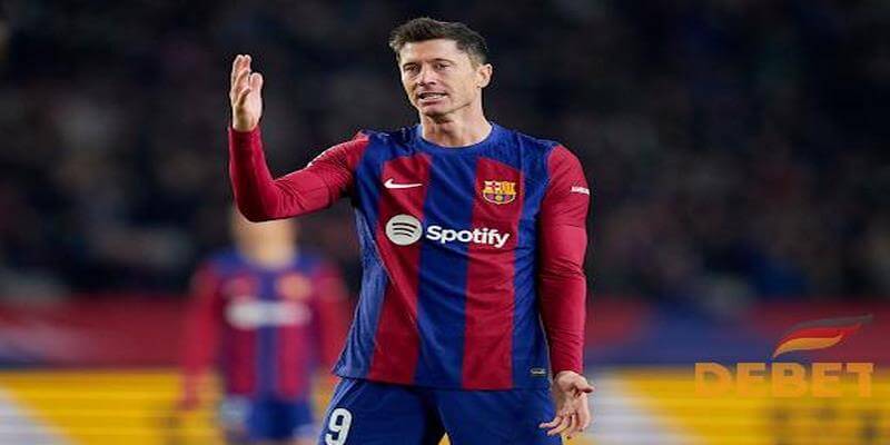 Robert Lewandowski đã ghi hơn 300 bàn thắng cho Bayern Munich